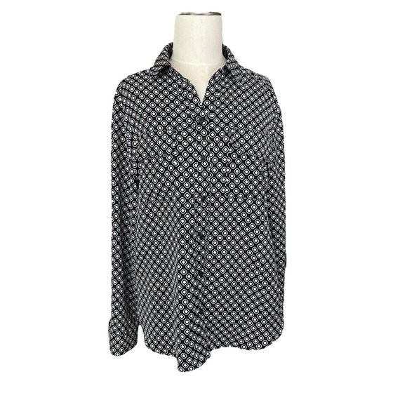 Chico's 2 Shirt Women's L Button Front Black White Geometric No Iron Back Pleat - Picture 1 of 12